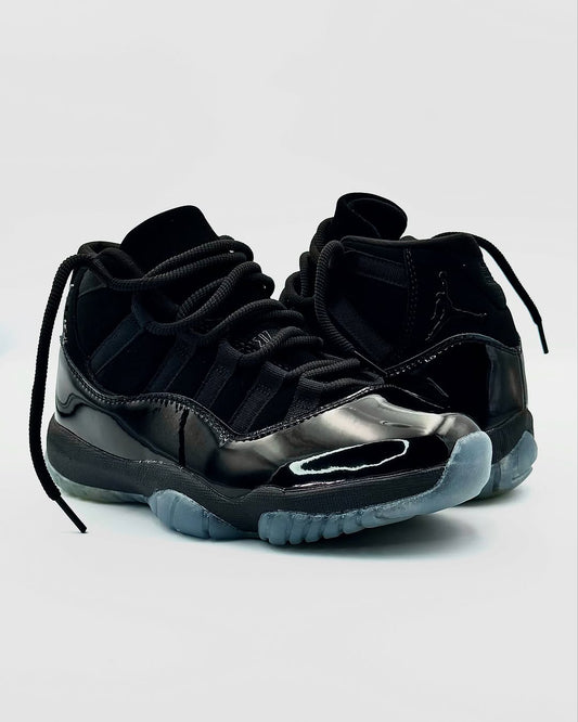 AIR JORDAN 11 BLACK