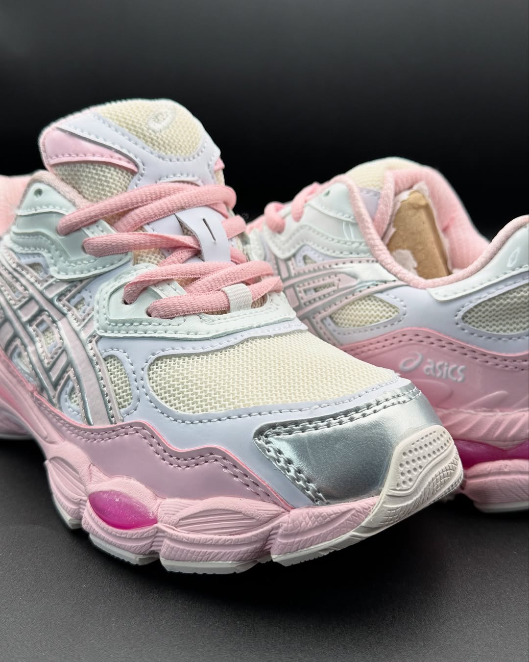 asics pink